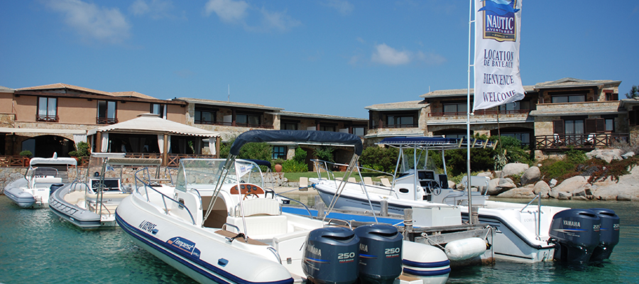 Ponton de Nautic Aventures sur l'île de Cavallo